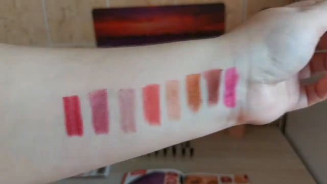 ?Новая губная помада с шиммерным мерцанием Ультра. #avon Royal trance. 04.2022. смотреть онлайн