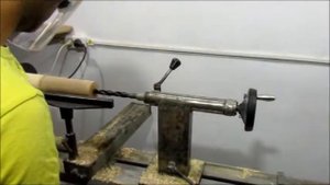 Первая работа на самодельном токарном станке по дереву с копиром {подставка для яйца}