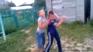 Неудачно напал и получил в Бубенцы😃