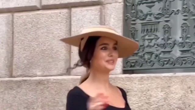 she's a lady -Tom Jones ( Libra con asc en Leo ) смотреть онлайн