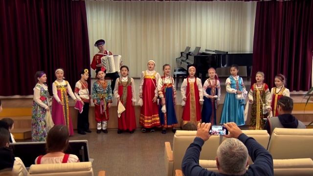 Детский фольклорный ансамбль Росинка Руководитель Ольга Квитка