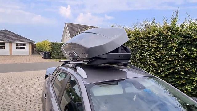 Thule WingBar Evo & Thule Motion XT M смотреть онлайн