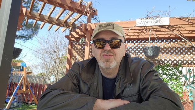 #украина #беженцы Украинские беженцы Не довольны Канарскими островами. Ожидания не оправдались. смотреть онлайн