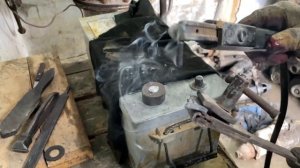 Восстановление клемм аккумулятора - пайкой угольным электродом.