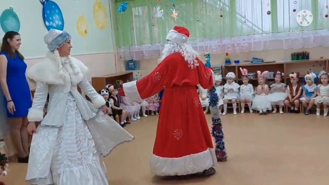 Группа № 5 "Фантазеры". Новогоднее тематическое занятие смотреть онлайн