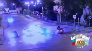 Машина сбила детей на электросамокате
