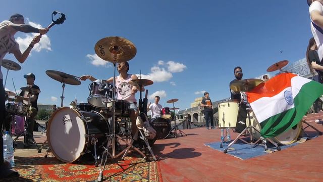 Scorpions- Rock You Like a Hirricane rocknmob 8 smattdrum