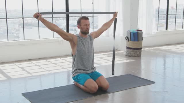 Vytas Yoga - Intensity 1 - Shoulder Stretcher.mp4