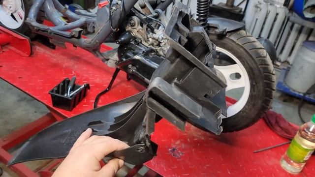 Скутер из старых запчастей для подписчиков Honda Dio 34 распаковка посылок смотреть онлайн