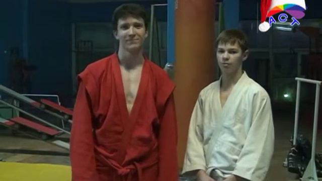 Поздравления с Новым годом.mpg смотреть онлайн