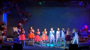 "Этот мир" - детский вокальный ансамбль "Улыбка"