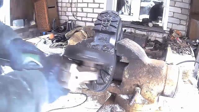 СКОЛЬЗКАЯ ПОДОШВА  ЧТО ДЕЛАТЬ
