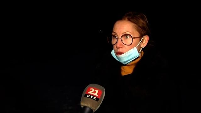 Ремонт дорог, освещение и вывоз мусора обсудили на встрече с депутатом жители пер. Аремовский смотреть онлайн