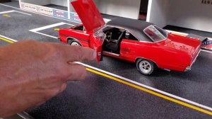 Mod Squad 1970 Plymouth GTX || 1/18 scale Diecast Review by GMP