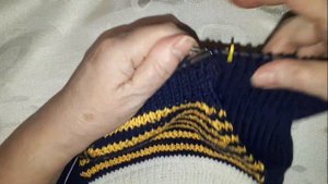 ТОЛСТОВКА СПИЦАМИ МАСТЕР-КЛАСС/3 НА 4-5 ЛЕТ.