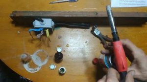 Пайка проводов в распределительных коробках