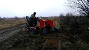 Испытание лопаты на минитракторе