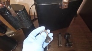 Три вида крепления бинокля на штатив.