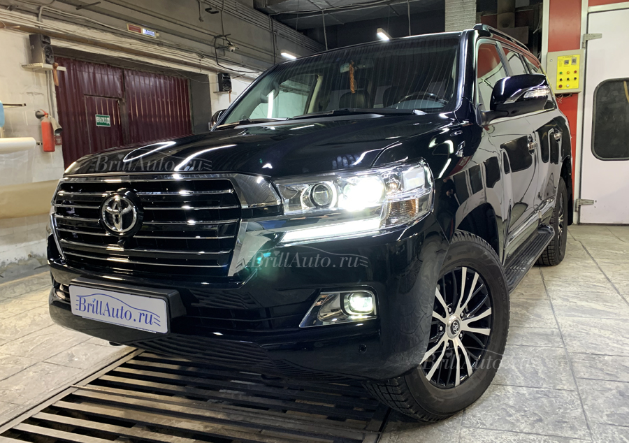 Комплект рестайлинга ленд крузер 200. Тойтал лэнд крузер 200 рестайл. Тойота ленд крузер 200 рестайлинг 2. Лагкрузер 200 рестайлинг. Toyota land cruiser 200 переделка.