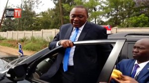 'Nyenderiai marigu' Uhuru kurugamia ngari na kugura marigu, Lang'ata