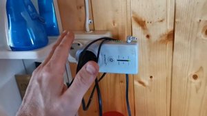 Включение электроприборов и отопления по смс / Умная GSM (SMS) розетка SAPSAN PRO 10