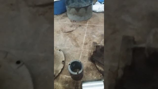 Минитрактор МИШАНЯ.Укорачивание моста УАЗ для минитрактора(часть 2). смотреть онлайн