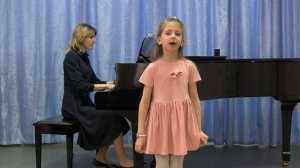 Муз. В. Блага, сл. М. Везели, перевод М. Кравчука. "Танец"