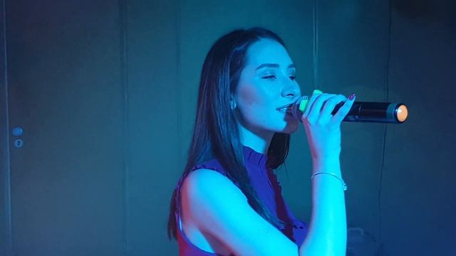 Светлана Караоке-клуб "Zanzibar" смотреть онлайн