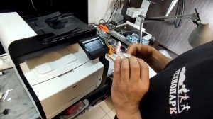 Замена шлейфа ► Ролика захвата и Выход в сервисный режим МФУ HP LaserJet Pro CM1415fn