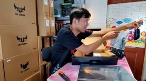 ASUS ROG STRIX G17 G713IM 2022 Unboxing