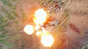 Артиллерийские установки МСТА-С и "Акация" выполня...дачи по уничтожению укрепрайонов и бронетехники