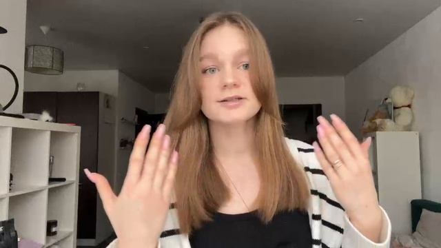 Елена Краснощекова