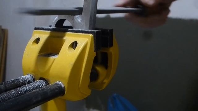 КАК СДЕЛАТЬ "ЛУЧШЕЕ" КРЕПЛЕНИЕ ФОНАРЯ НА ВЕЛОСИПЕД смотреть онлайн