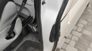 Лючок бака Renault Trafic, ремонт.