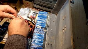 Сверх мощный Power Bank делаю из подручных средств, литий ион + литий полимер