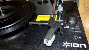 ion vinyl motion. Как устроен проигрыватель винила.