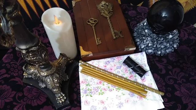 СИЛЬНАЯ ЧИСТКА ЧЕЛОВЕКА С ОБРАТКОЙ ЦЫГАНСКИМИ ИГЛАМИ. смотреть онлайн