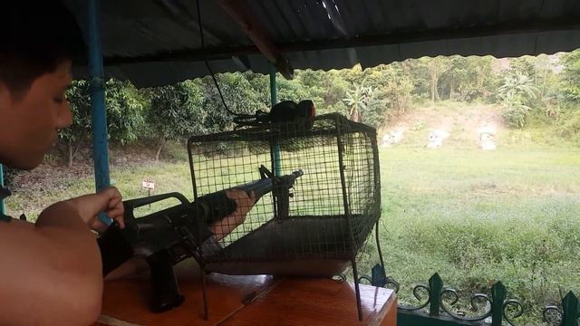 AR15- M16 PUBG смотреть онлайн