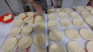 5 видов лепешки узбекский сделает ручная работа 5 тандыре как делают Узбекские лепешки в тандыре