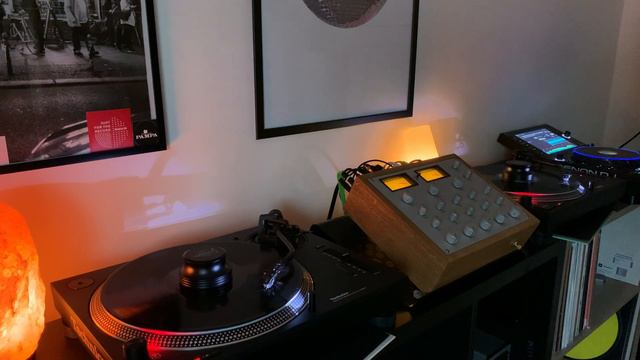 Resør 2533 Rotary Mixer Series: Deep Techno смотреть онлайн