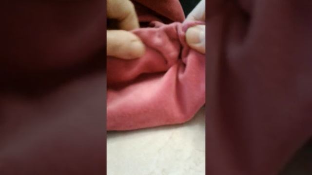 как легко вставить резинку-шнурок в куртку смотреть онлайн