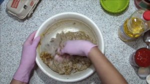 рыбные тефтели из карася с гречкой в томате, на сковородке.