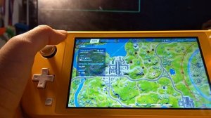Играем в фортнайт на Нинтендо свитч лайт с подпищиком!!!
