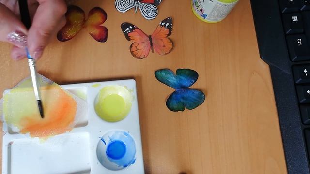 Бабочки из шёлка и органзы. Небольшие секреты. смотреть онлайн