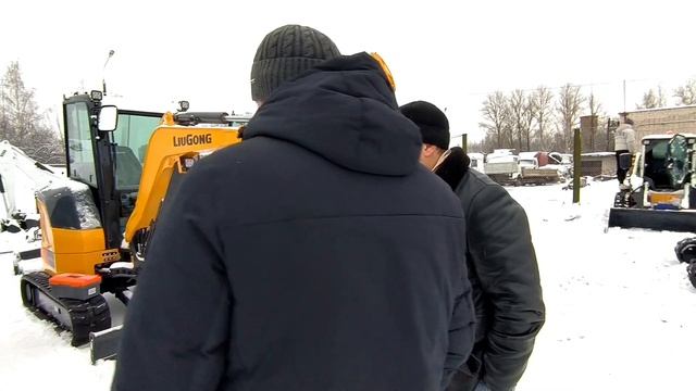 Китайский не значит плохой! Мини-экскаваторы Liugong серии f. смотреть онлайн