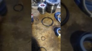 ремонт гидроцилиндров аутригеров лап манипулятора кму xcmg 5