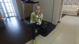 Уход за беговой дорожкой с помощью смазки для беговых дорожек EFELE