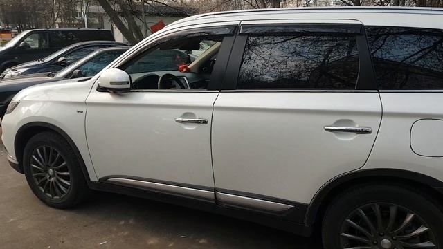 Доводчик стекла смотреть онлайн