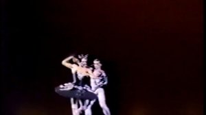 Мужской балет под упрвалением Михайловского запись из Ленинградского  концертного зала Октябрского