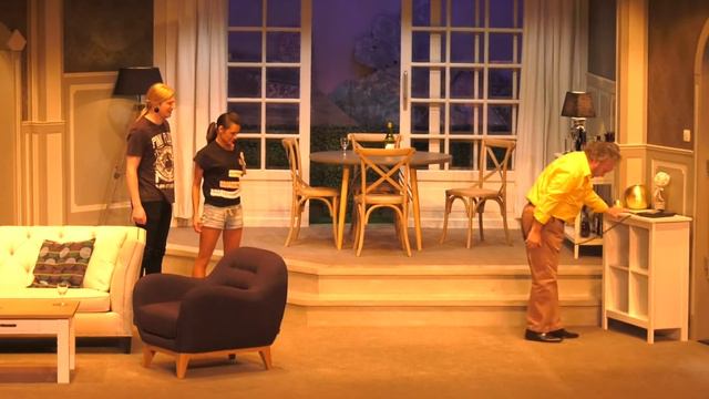 "MA,PA en de Bruid" de première van het nieuwe stuk . смотреть онлайн